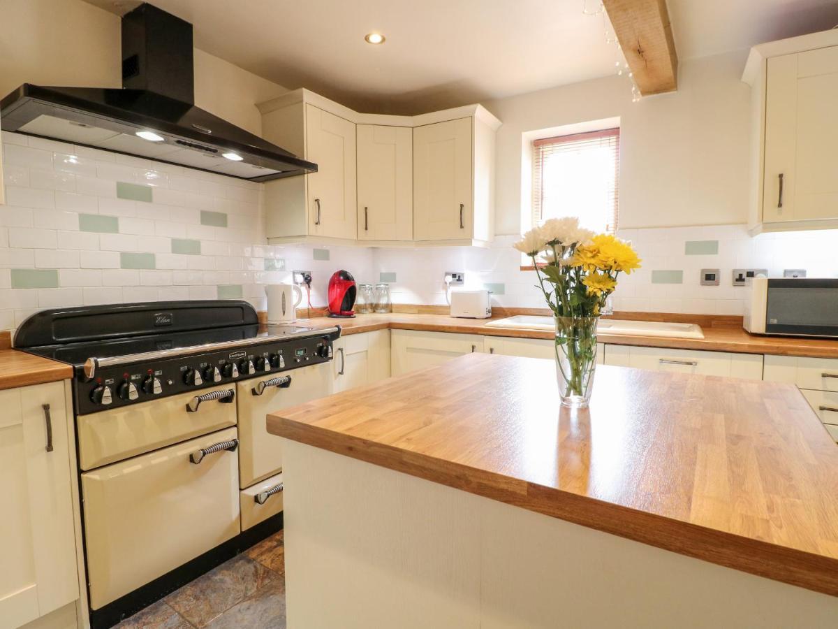 2 Miners Arms Cottages Matlock  Luaran gambar